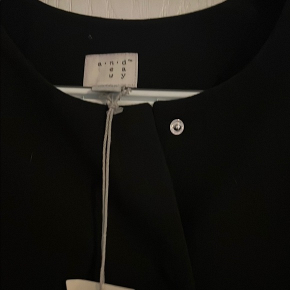 A New Day Black Cropped Blazer
R1 - Picture 2 of 3